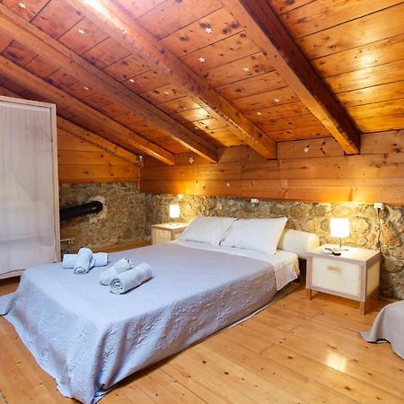 Seaview Stone Apartment In Ipsos Beach Kültér fotó