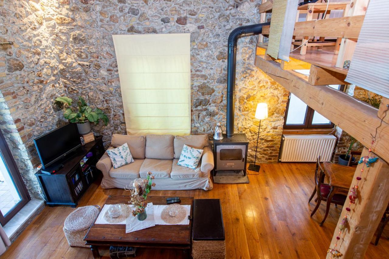 Seaview Stone Apartment In Ipsos Beach Kültér fotó