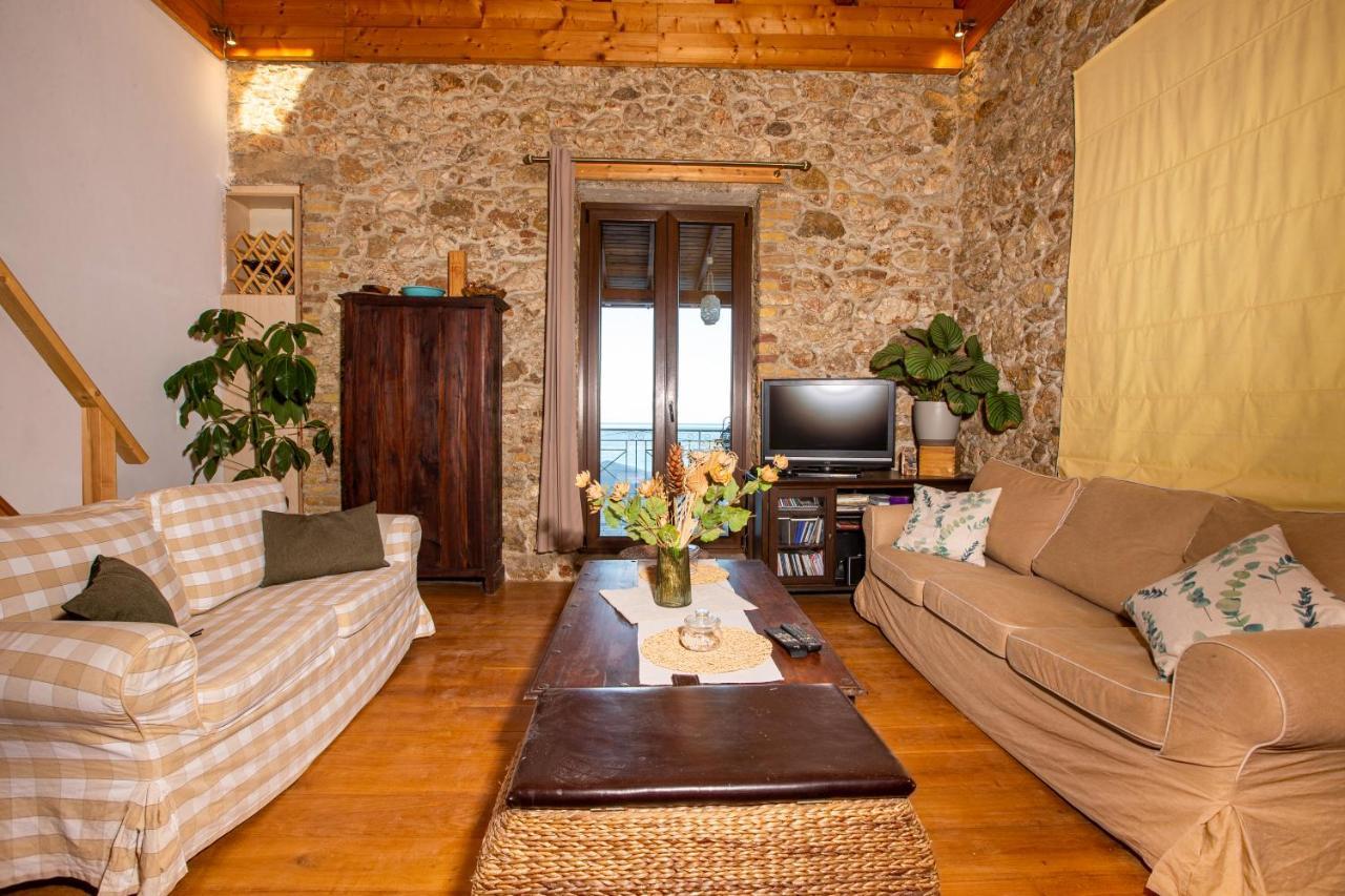 Seaview Stone Apartment In Ipsos Beach Kültér fotó