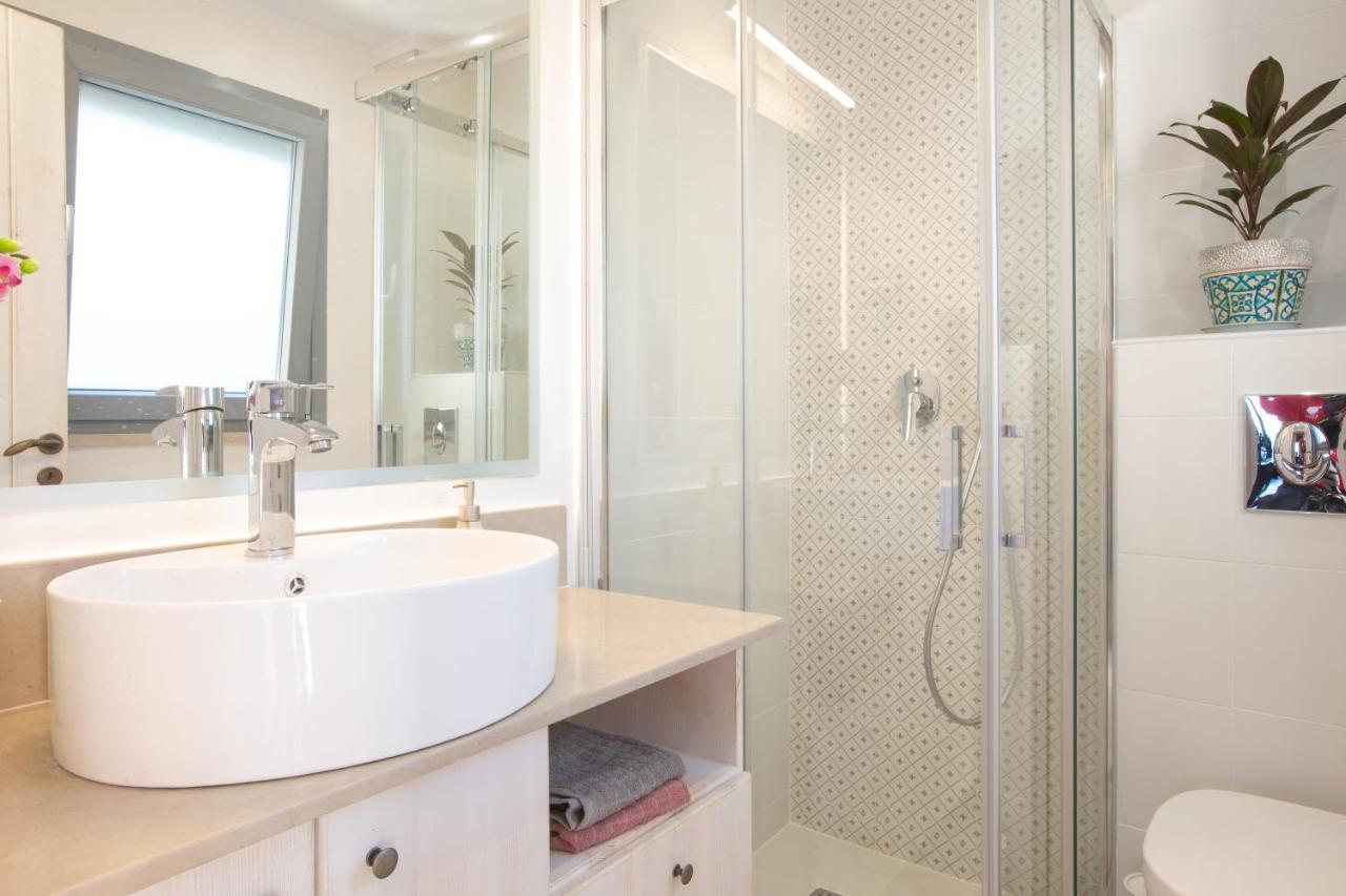 Seaview Stone Apartment In Ipsos Beach Kültér fotó
